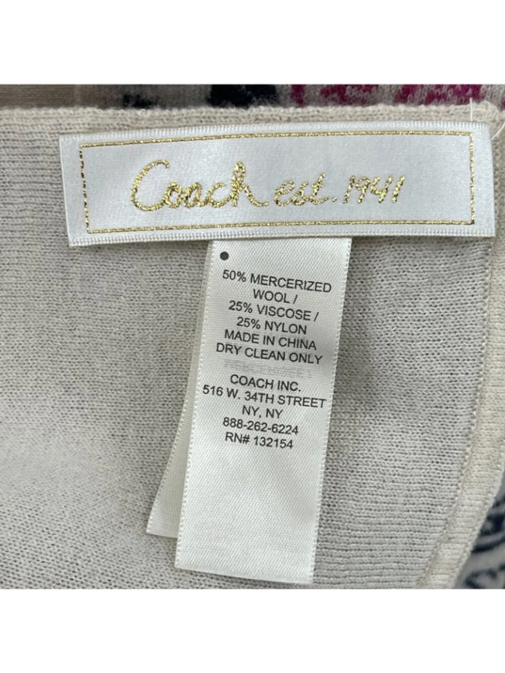 Coach Poppy Heart Graffiti Multicolor Spellout Logo Scarf Knit Wool Blend Cream